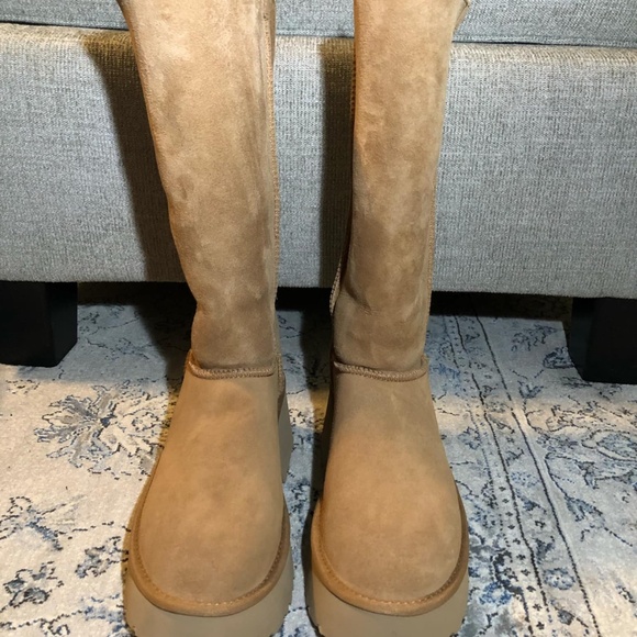 UGG Classic New Heights Genuine Shearling Cuffable Boot - Picture 9 of 12